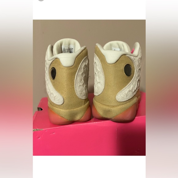 Jordan 13 Retro
Chinese New Year (2020) Size 9.5 - Picture 5 of 10